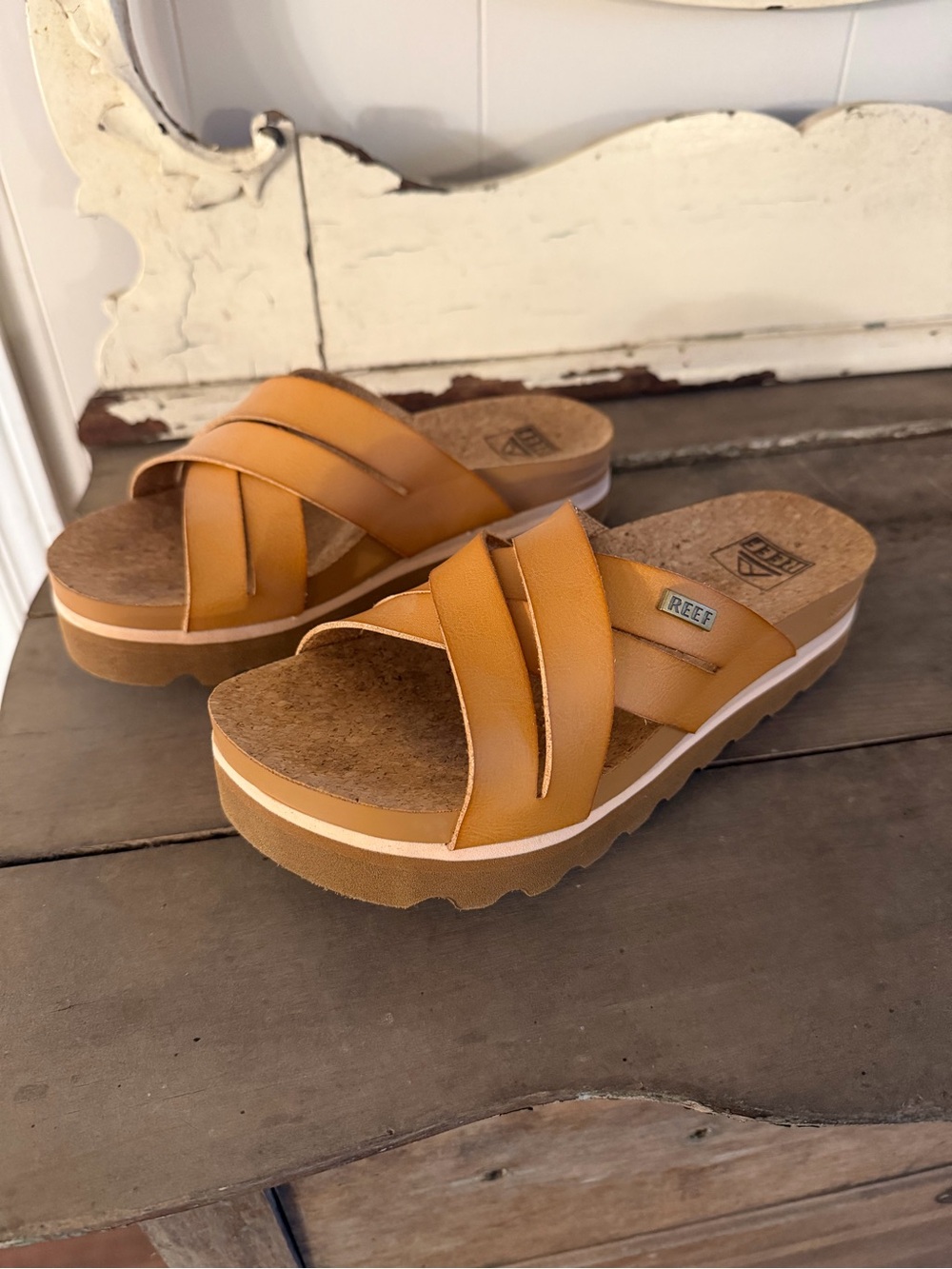 Reef Women's Tan Crisscross Platform Sandals